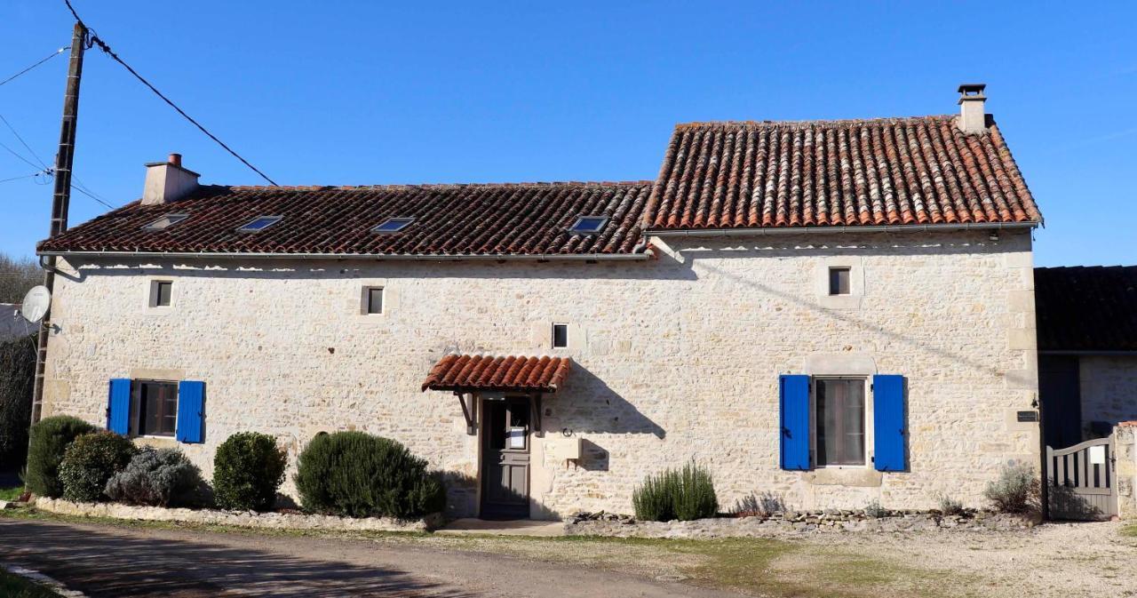 Bed and Breakfast Mas De La Piniere Mauprévoir Exterior foto